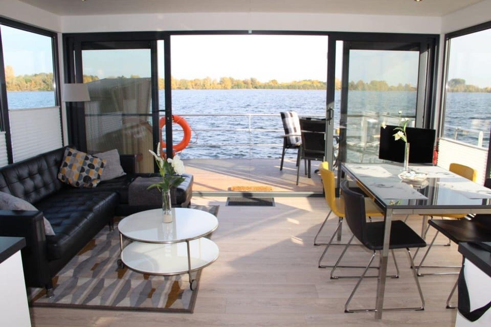 Mobile Home | Exterior