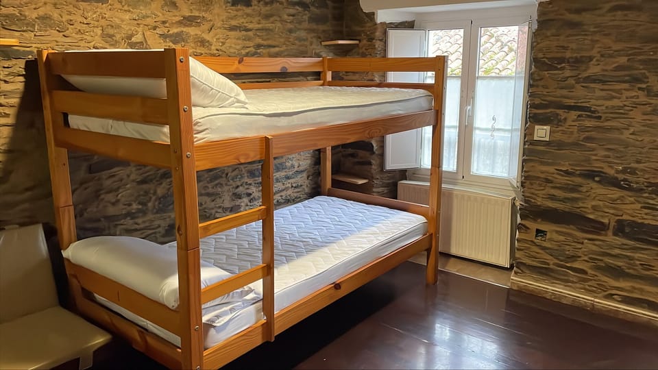 Basic Shared Dormitory, Shared Bathroom | Free WiFi