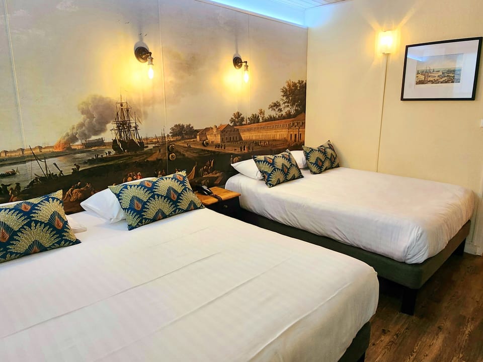 Standard Quadruple Room | Desk, free WiFi, bed sheets