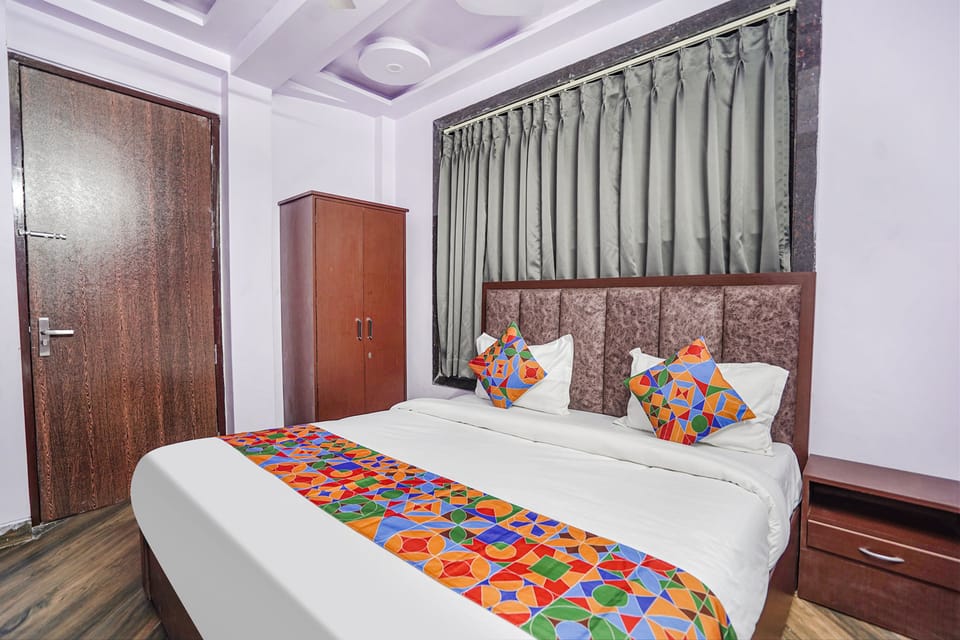 Deluxe Room | Egyptian cotton sheets, premium bedding, in-room safe, free WiFi