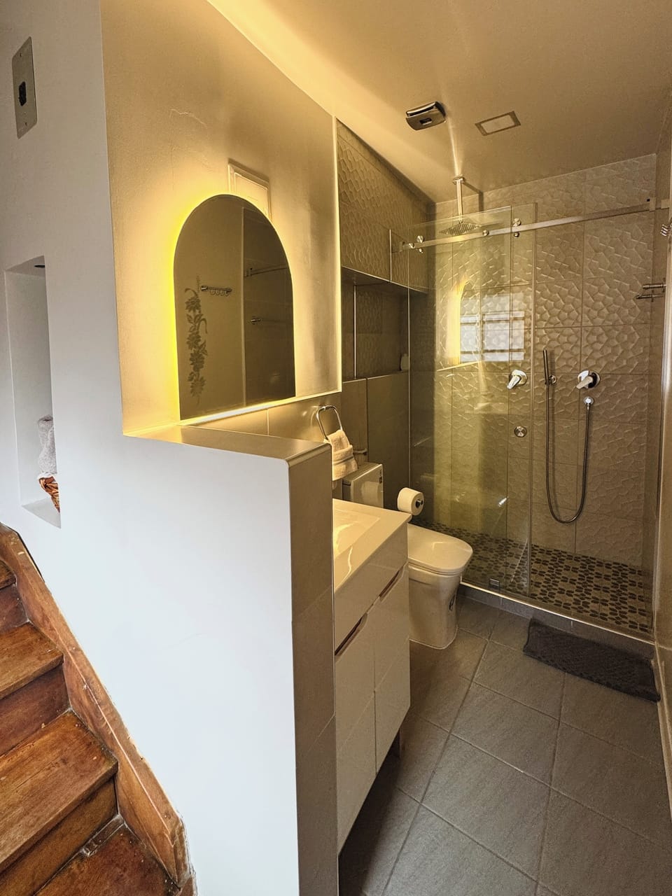 Family Suite, Balcony, City View | Bathroom | Shower, hair dryer, towels, soap