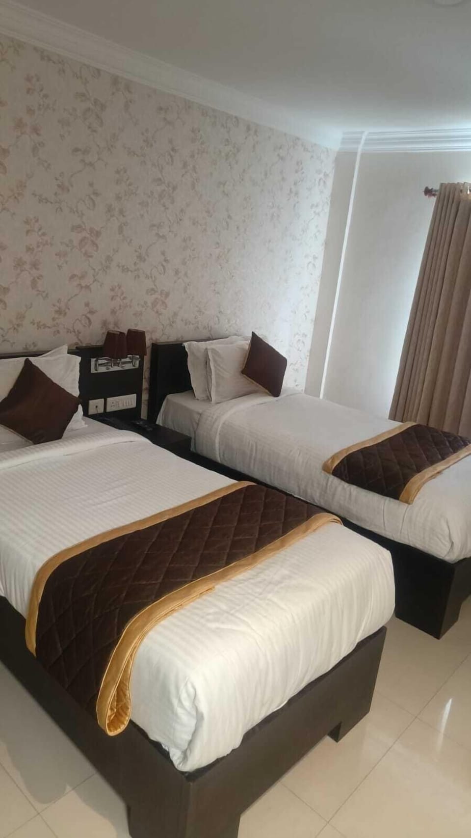 Deluxe Double or Twin Room, 2 Twin Beds, Park View | In-room safe, blackout drapes, soundproofing, iron/ironing board