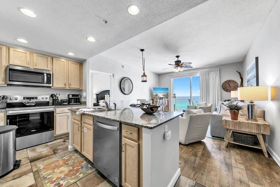 Condo, Multiple Beds (Sterling Reef 303) | Interior