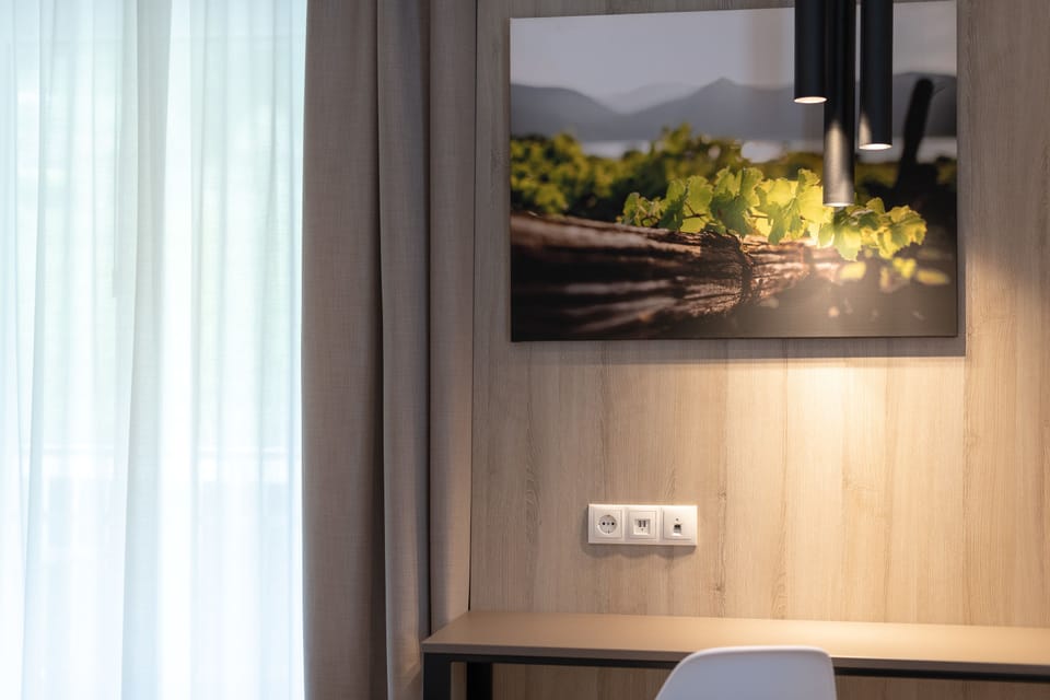 Premium bedding, minibar, in-room safe, desk