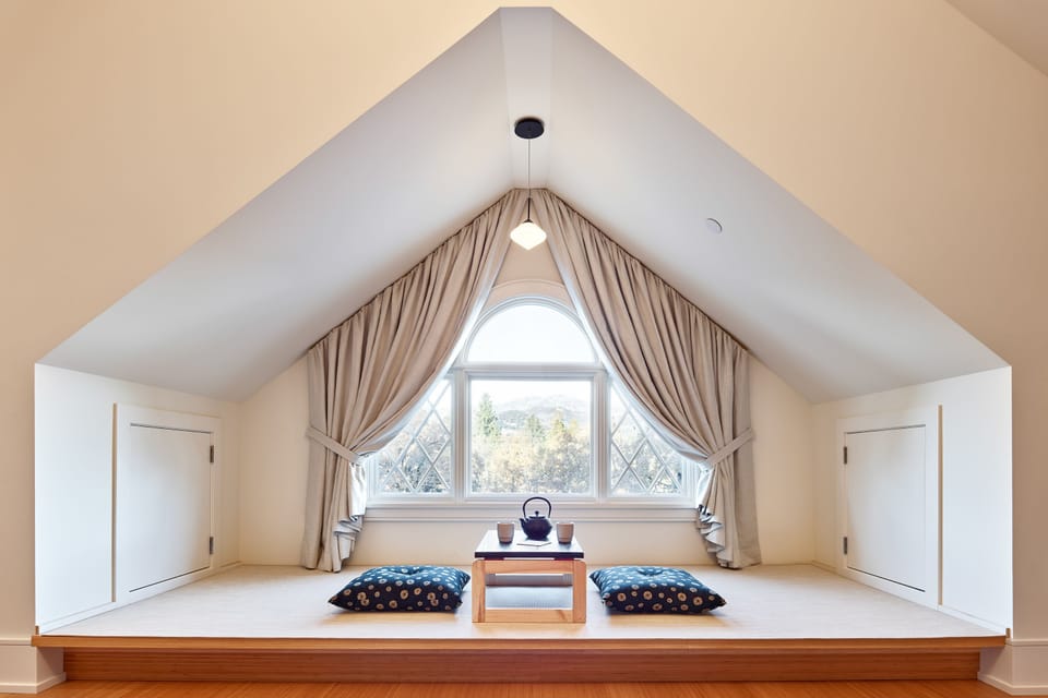 Premier Suite | Premium bedding, in-room safe, individually decorated