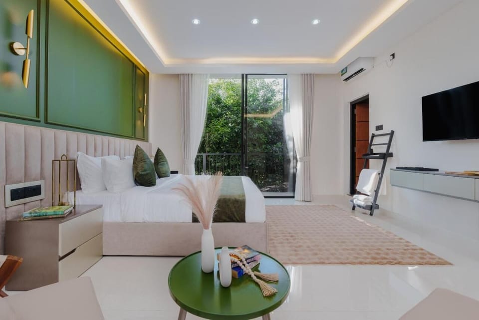 In-room safe, blackout drapes, iron/ironing board, free WiFi