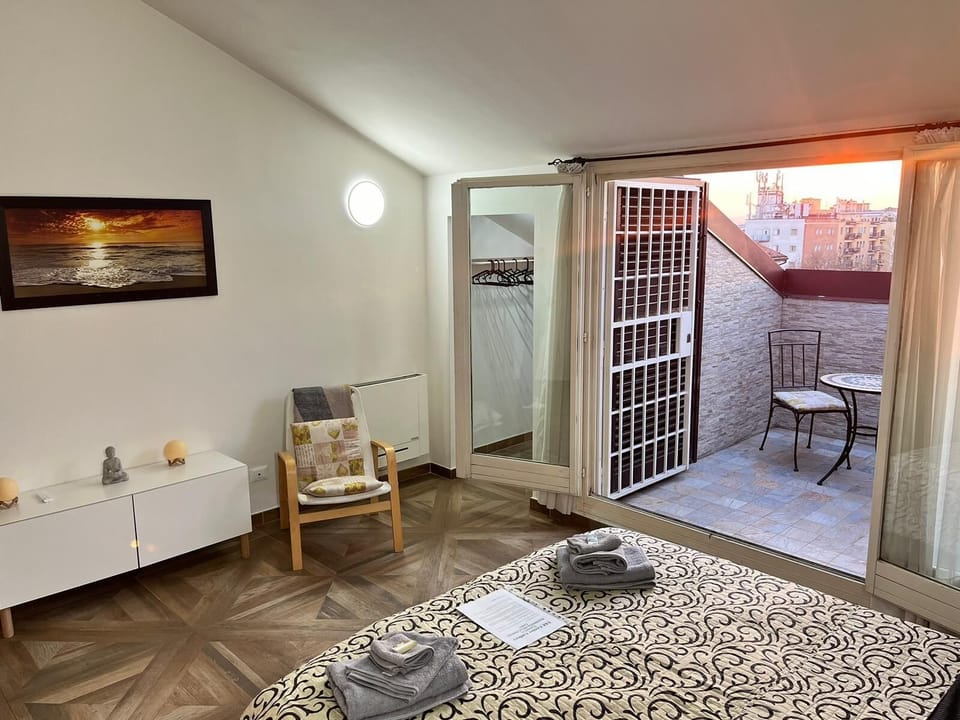 Deluxe Triple Room, City View | Laptop workspace, free WiFi