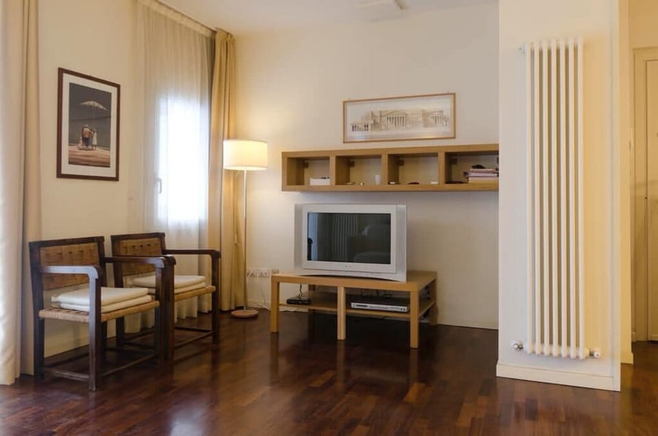 Apartment, Tower | Living area | Flat-screen TV
