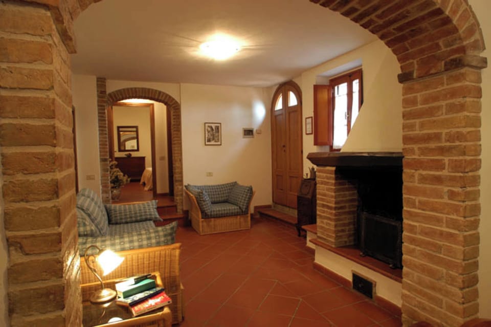 Apartment | Living area | TV