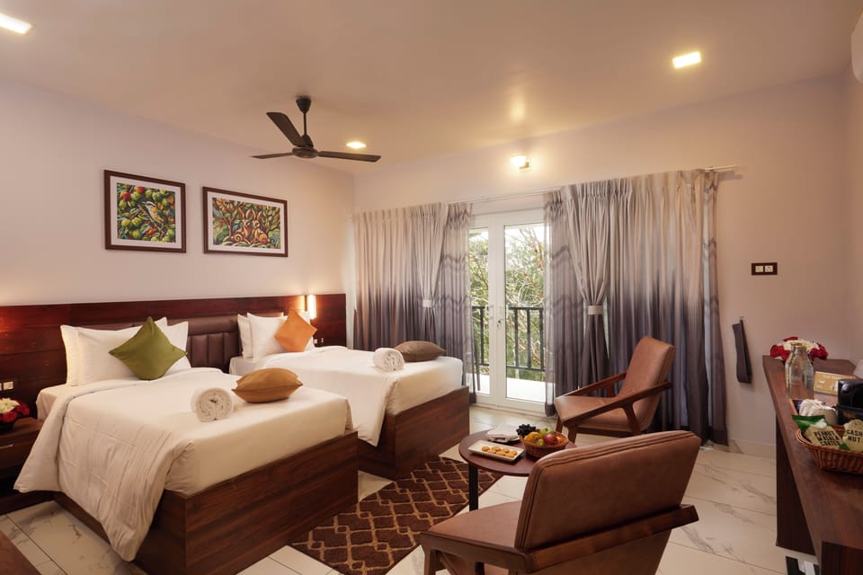 Deluxe Villa, Garden View | Living area | TV