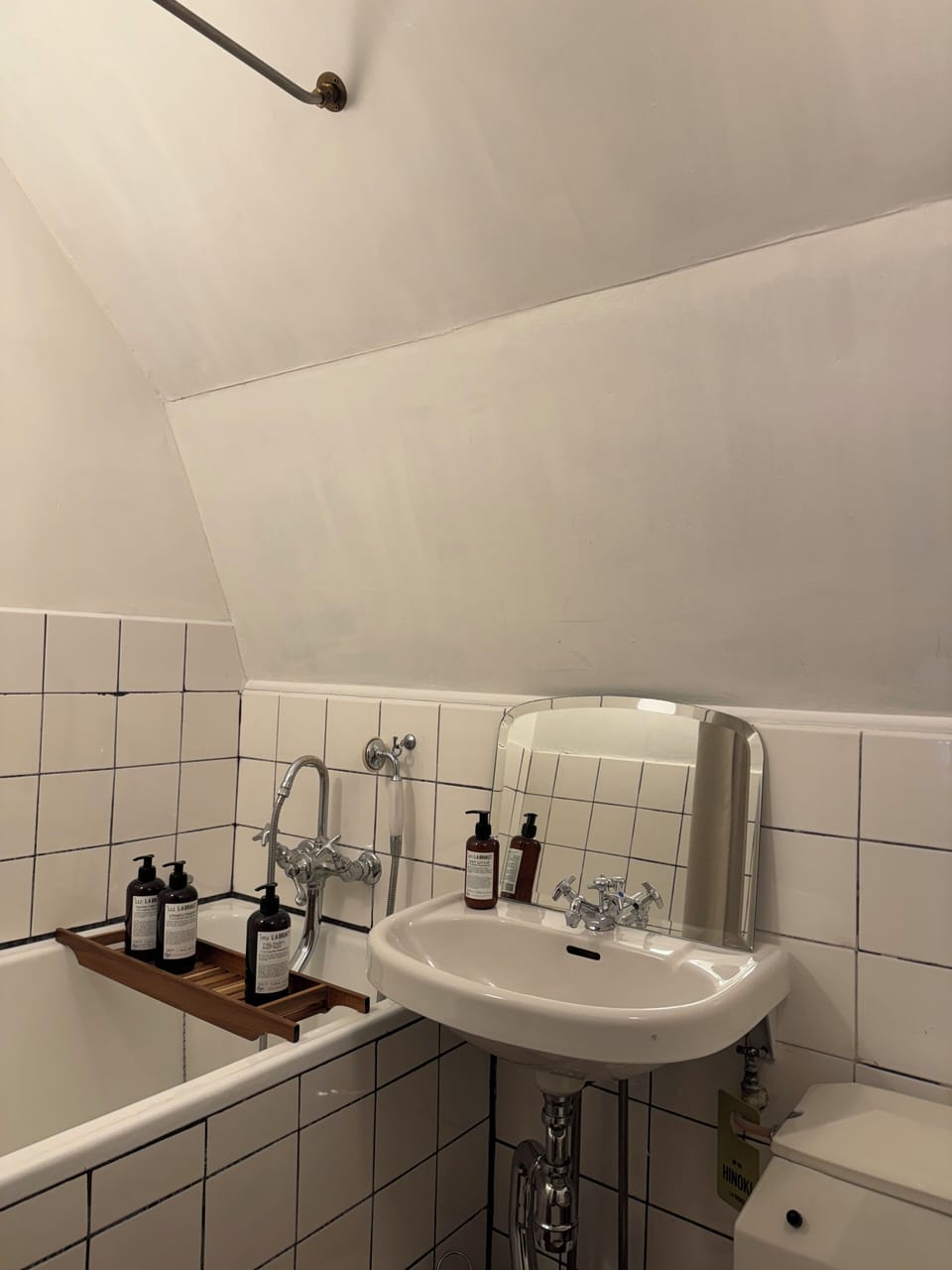 Basic Double Room, Garden View | Bathroom | Free toiletries, hair dryer, slippers, towels