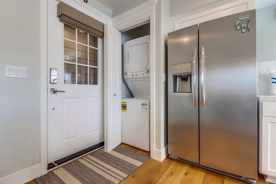 House, Multiple Beds, Patio, Ocean View | Laundry