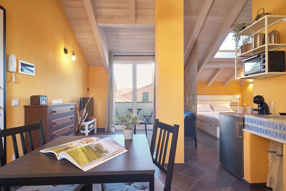Apartment (1 Bedroom) | Interior