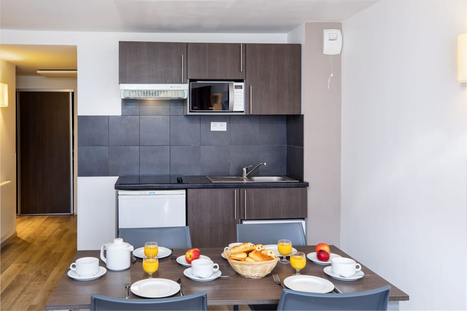 Private kitchenette