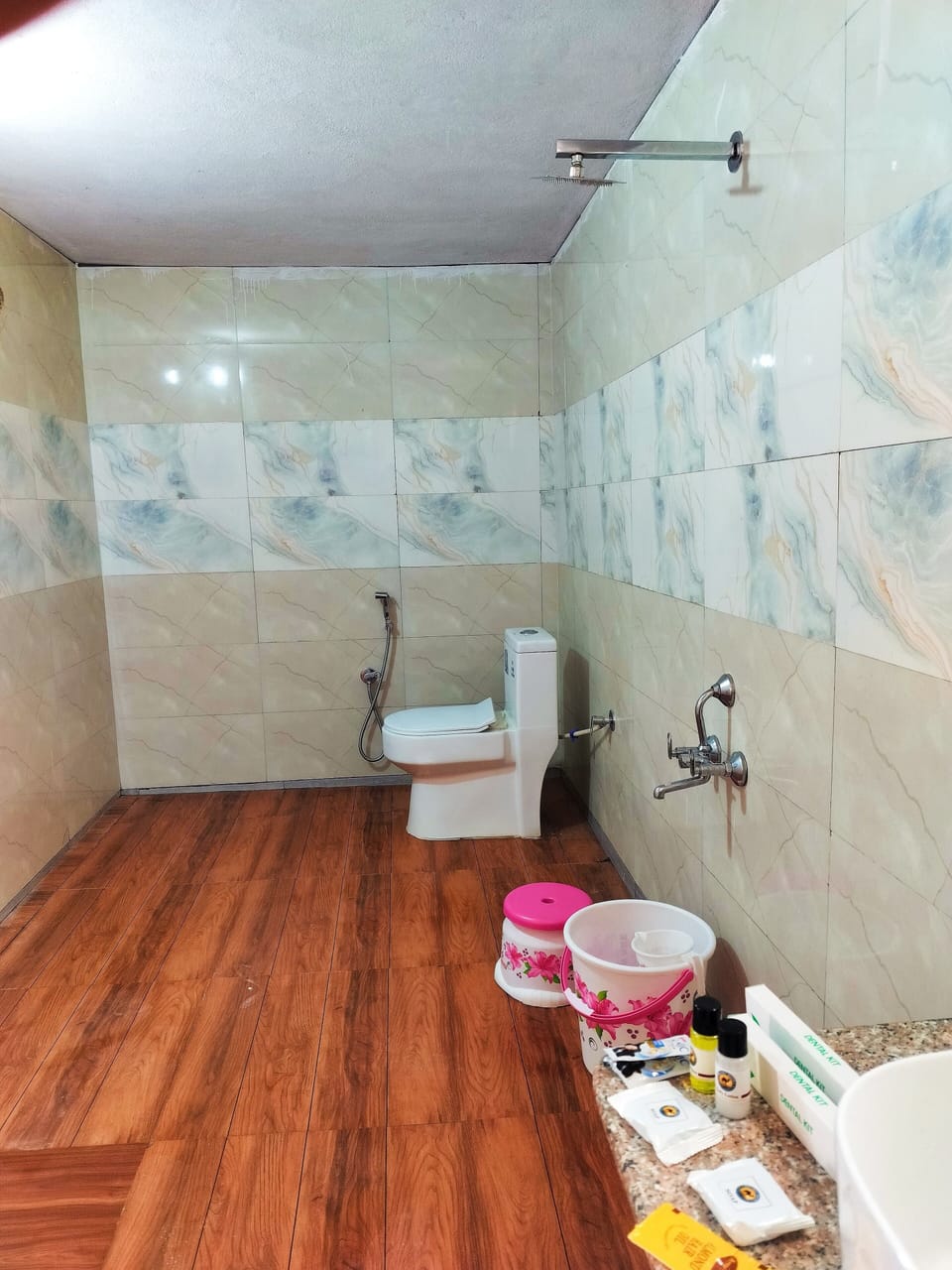 Family Double or Twin Room, Desert View | Bathroom | Free toiletries, soap, shampoo, toilet paper
