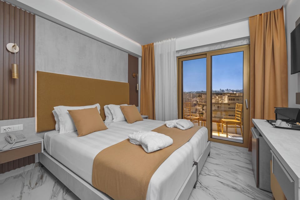 Standard Double or Twin Room, City View | Desk, soundproofing, free WiFi
