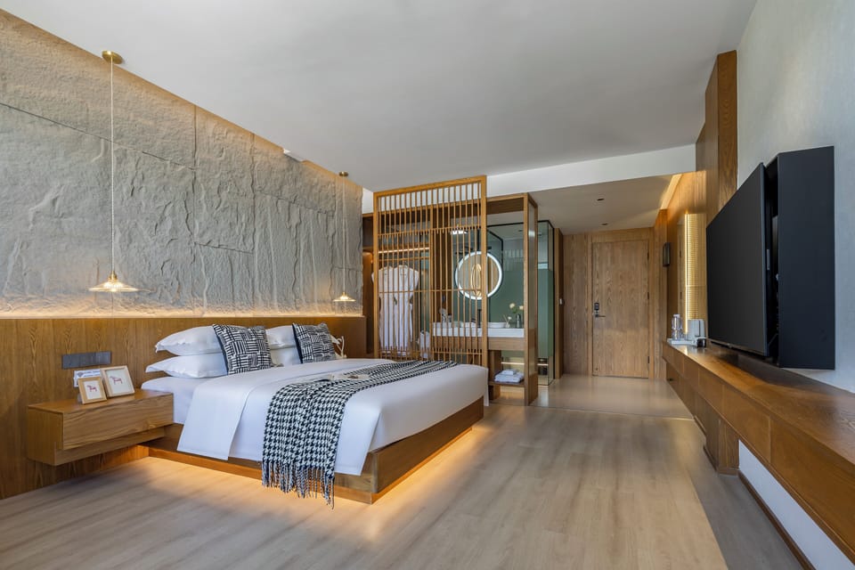 Standard Room, City View | Memory foam beds, minibar, desk, blackout drapes