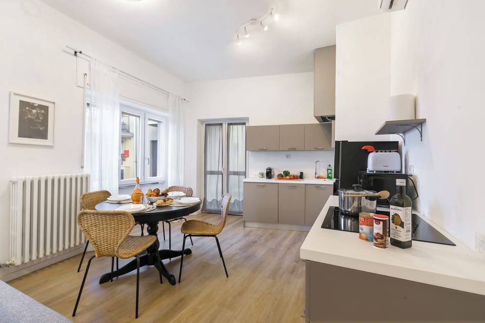 Family Apartment, Multiple Bedrooms, Mountainside (Gaia on Stresa Hill) | Private kitchen | Fridge, microwave, oven, stovetop