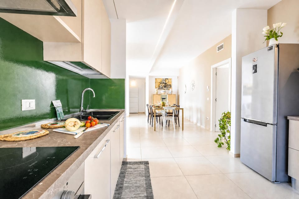 Family Villa, 4 Bedrooms, Balcony (Villa Torricella Pool and Sunny) | Private kitchen