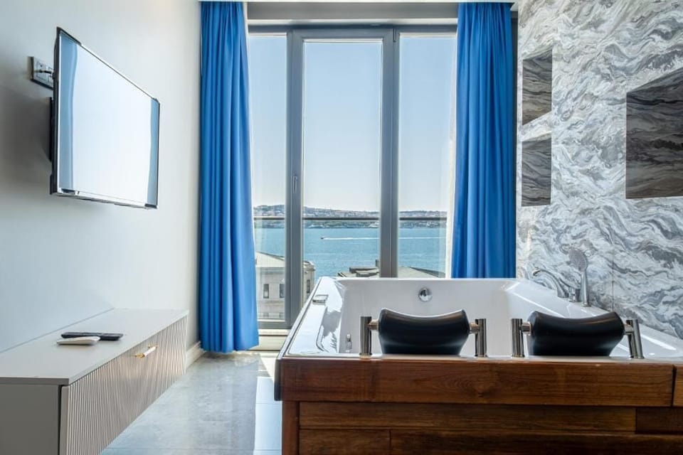 Elite World Homes Istanbul Bosphorus Hotel in Istanbul