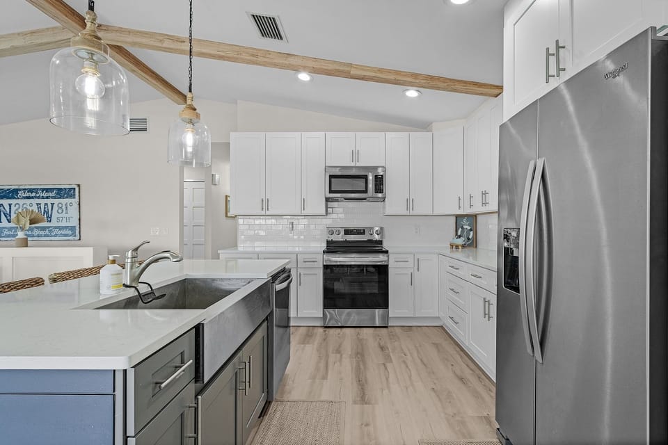 House, 3 Bedrooms | Private kitchen