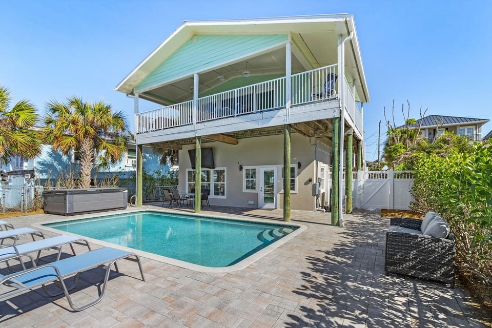 House, 3 Bedrooms | Pool