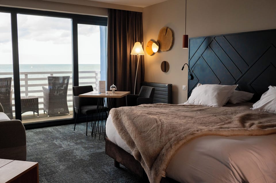 Superior Double Room, Balcony, Sea View | In-room safe, soundproofing, iron/ironing board, free WiFi