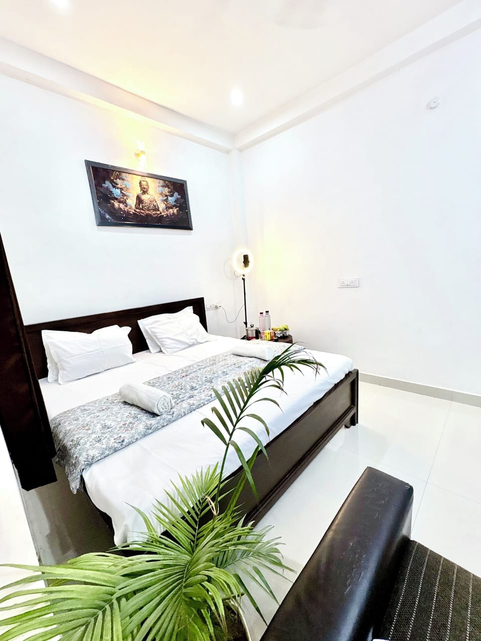 Deluxe Room | Desk, laptop workspace, WiFi (free)