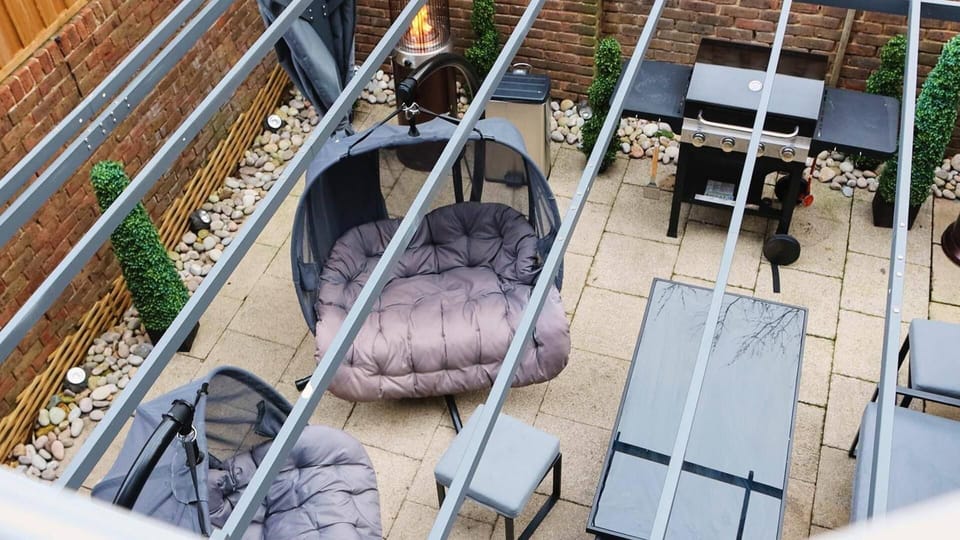 House | Terrace/patio