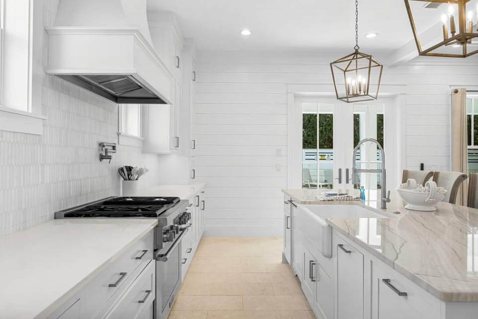 House, Private Pool | Private kitchen | Full-size fridge, microwave, oven, stovetop