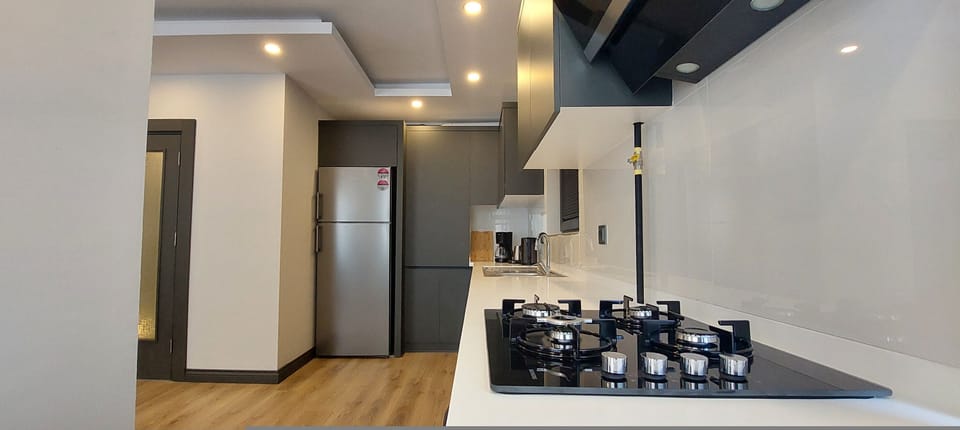 House | 3 bedrooms, desk, Internet
