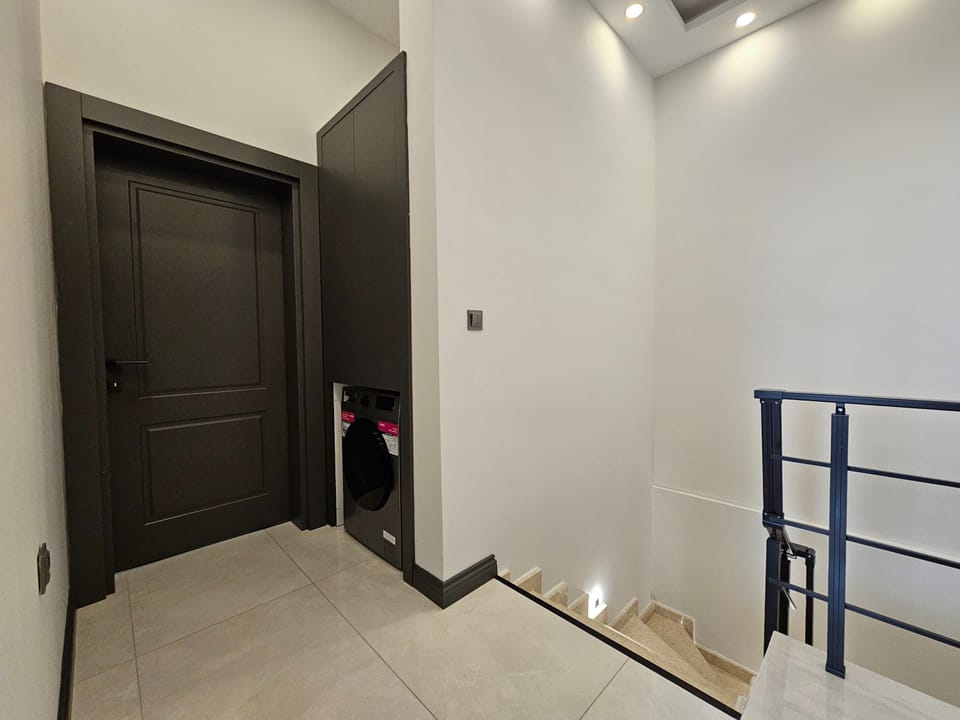 House | 3 bedrooms, desk, Internet