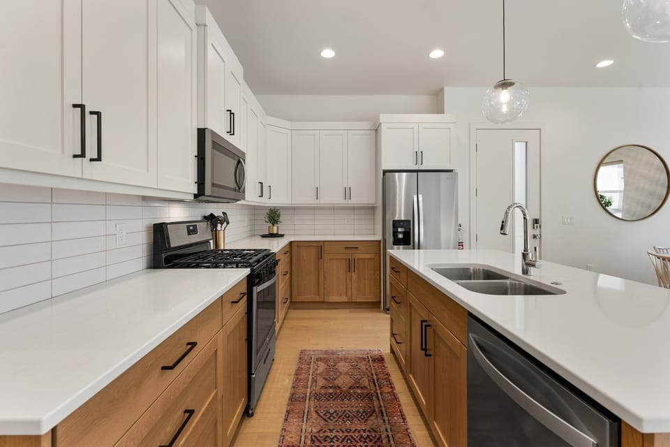 Townhome, 4 Bedrooms | Private kitchen | Coffee/tea maker, fridge, oven, toaster