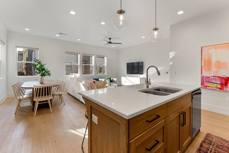 Townhome, 4 Bedrooms | Interior