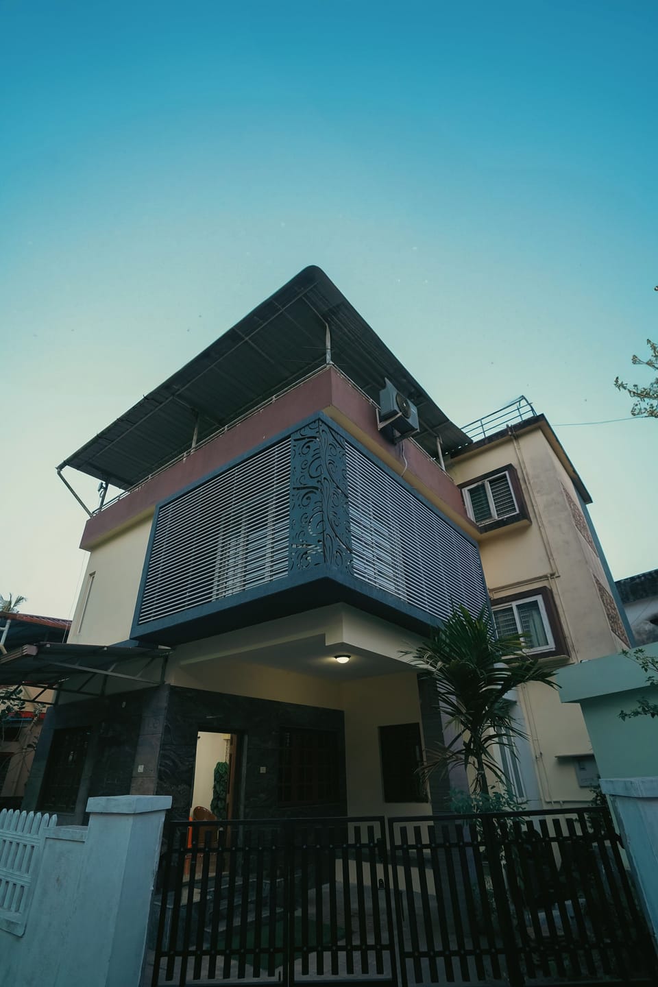 Front of property - evening/night