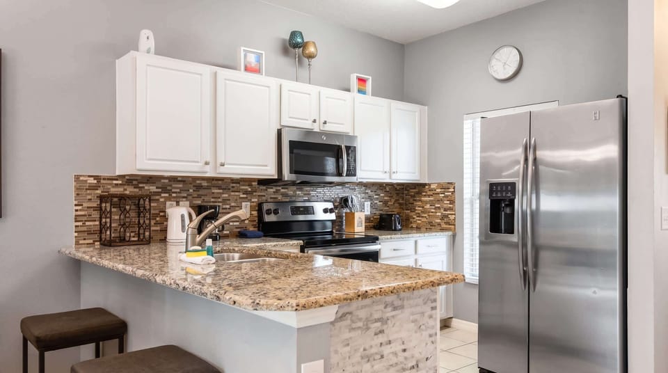 House, Multiple Beds, Pool Access (1020LFD BV) | Private kitchen | Coffee/tea maker