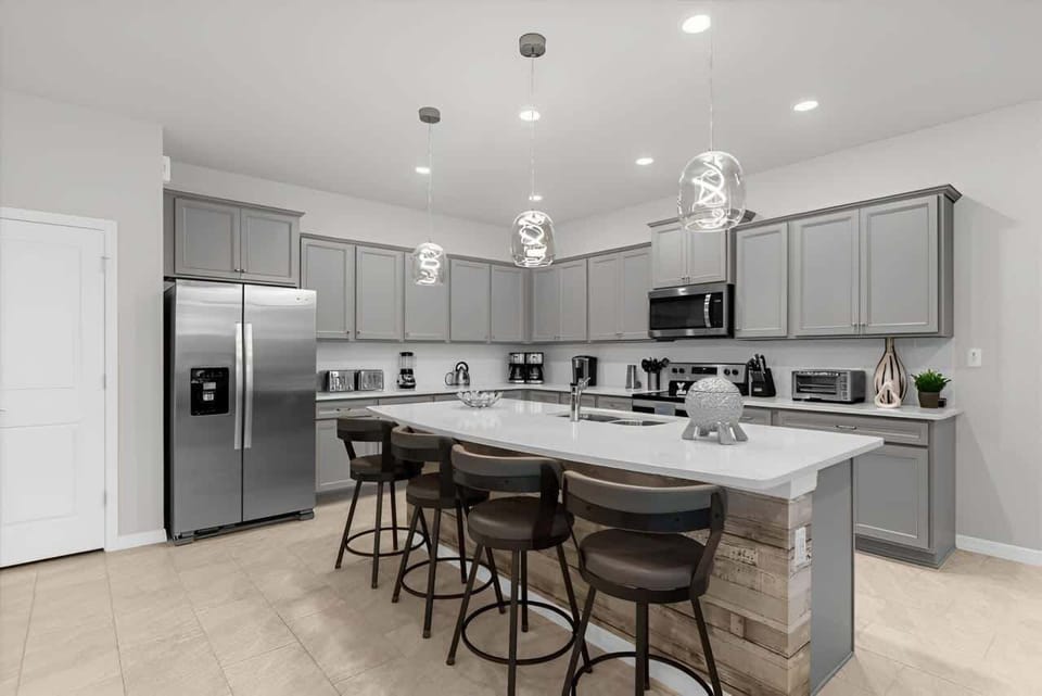 House, Multiple Beds, Pool Access (3703LA WIR) | Private kitchen | Coffee/tea maker