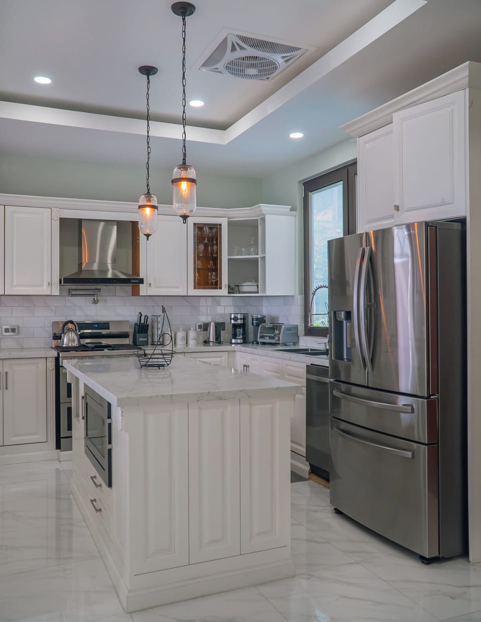 Luxury Villa, Ocean View | Microwave
