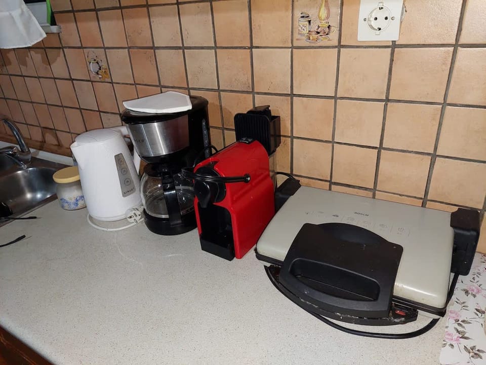 House | 3 bedrooms, desk, Internet