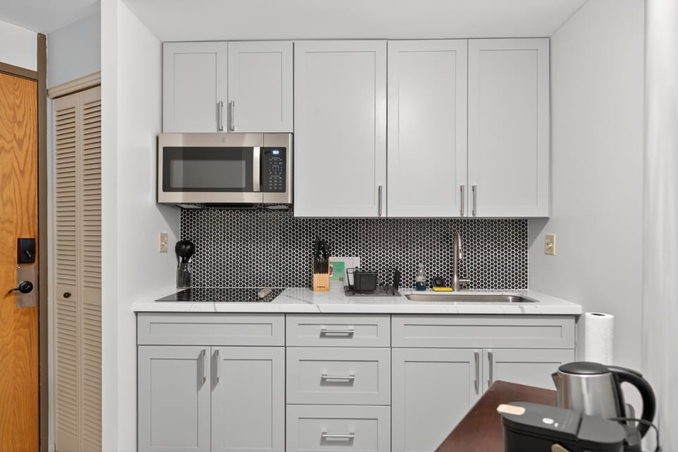 Condo, 1 Bedroom | Private kitchen | Fridge, coffee/tea maker, toaster
