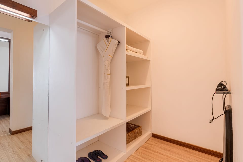 Minibar, in-room safe, desk, soundproofing