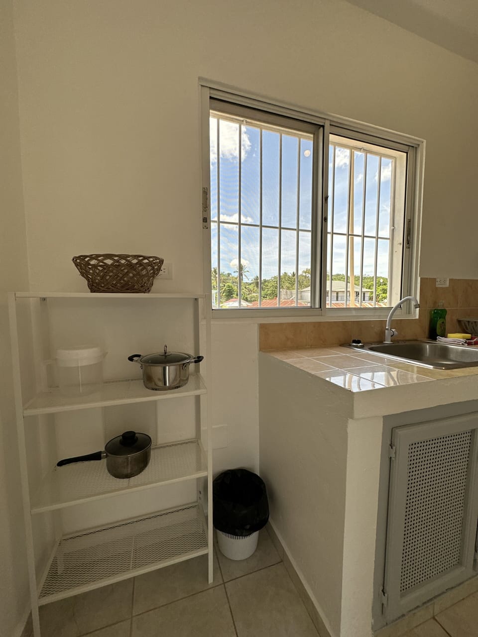 Apartment, 1 Bedroom, Balcony, City View | Private kitchen