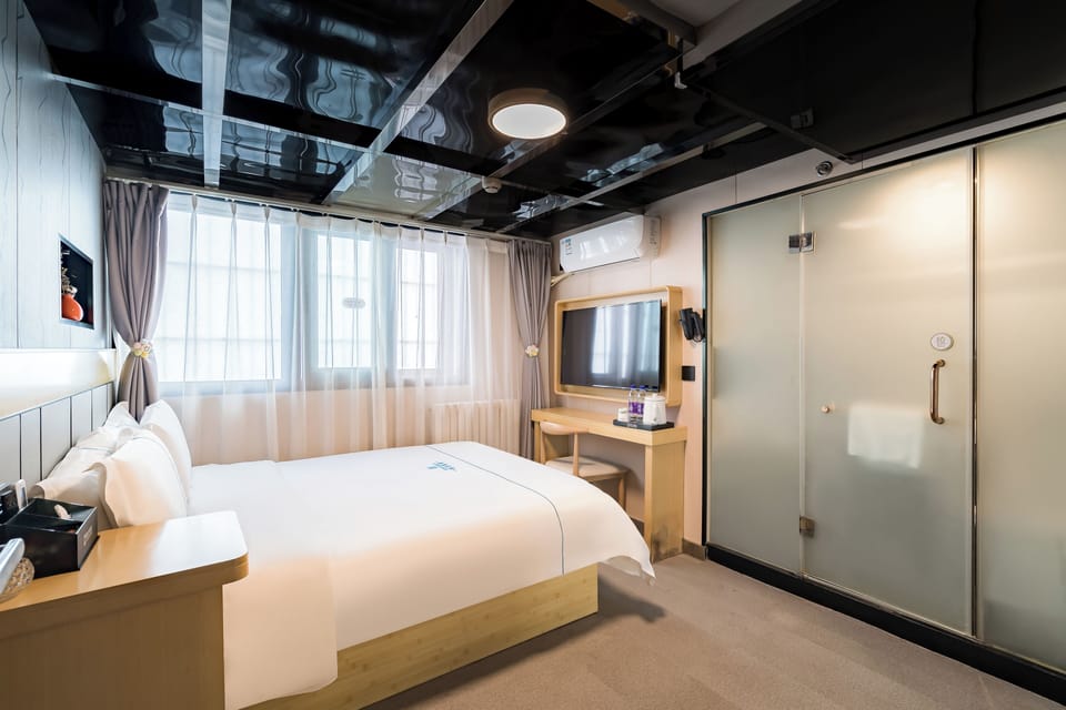 Basic Room | View from room