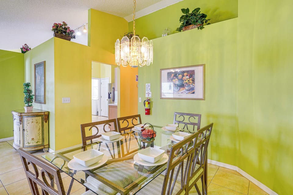 House (4 Bedrooms) | Interior