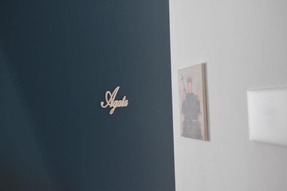 Comfort Room, City View | In-room safe, desk, laptop workspace, blackout drapes