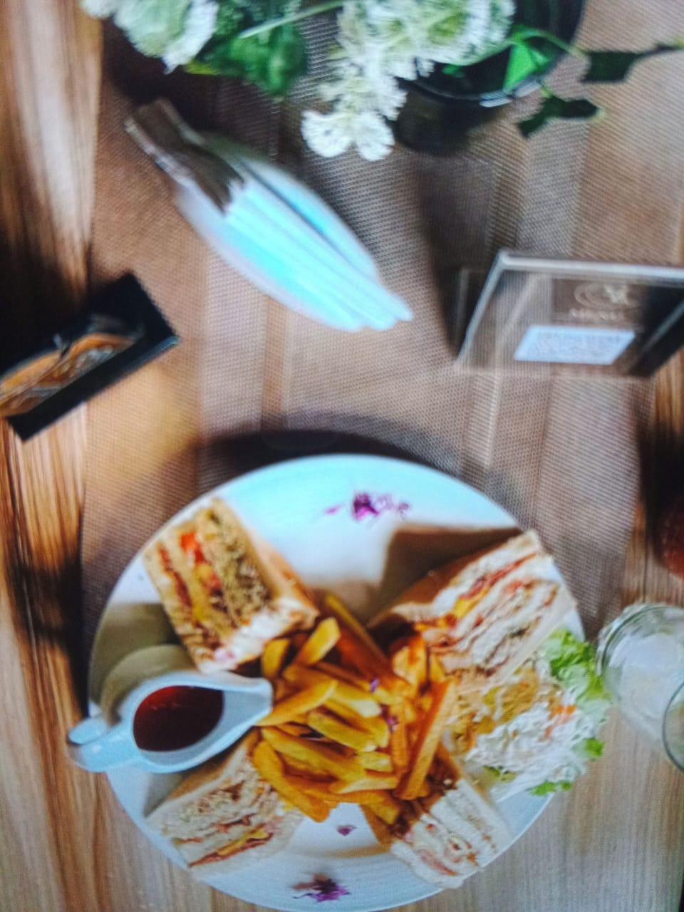 Free daily English breakfast