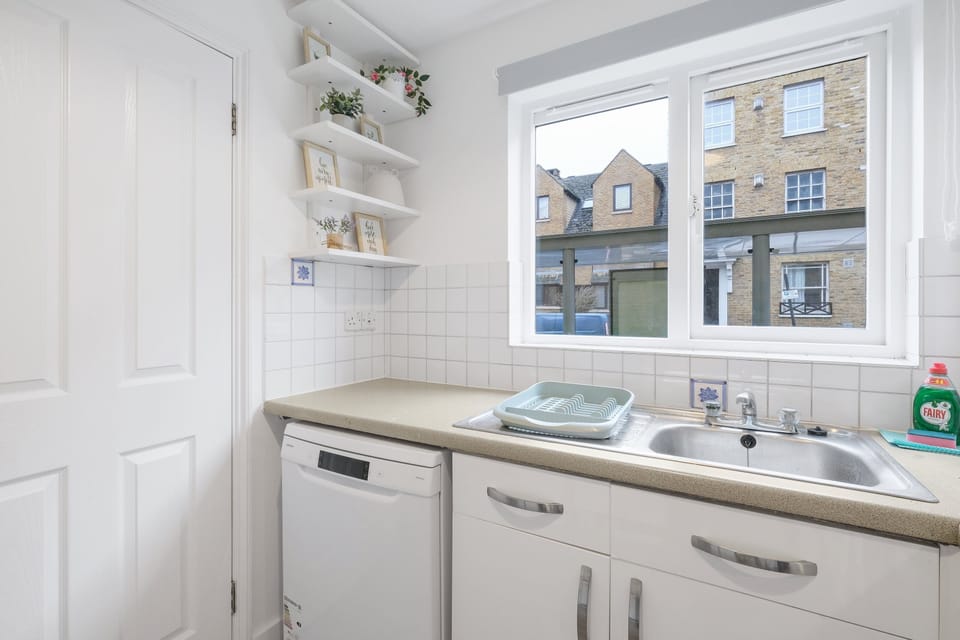Standard Apartment | Private kitchen | Electric kettle