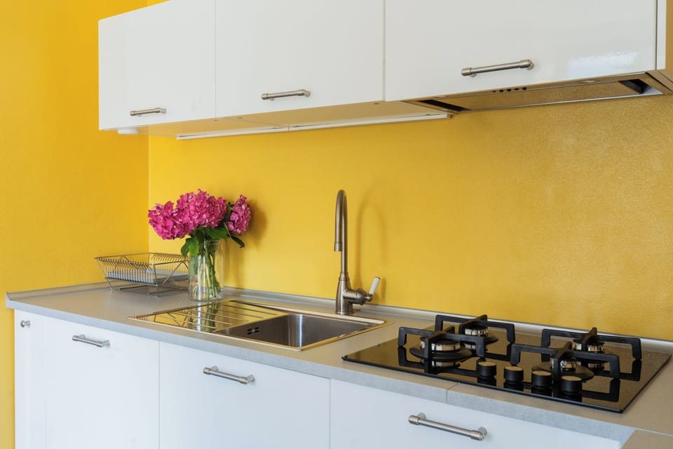 Apartment (2 Bedrooms) | Private kitchen | Microwave, oven, espresso maker, electric kettle