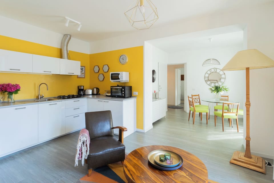 Apartment (2 Bedrooms) | Private kitchen | Microwave, oven, espresso maker, electric kettle