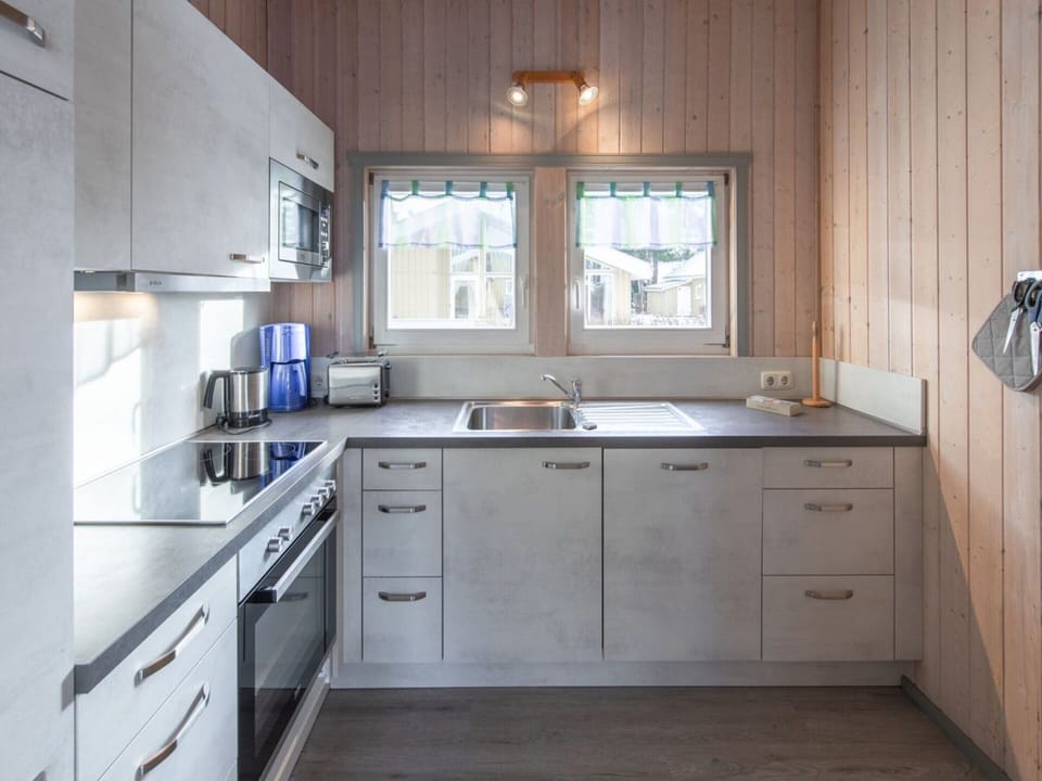 House | Private kitchen | Highchair